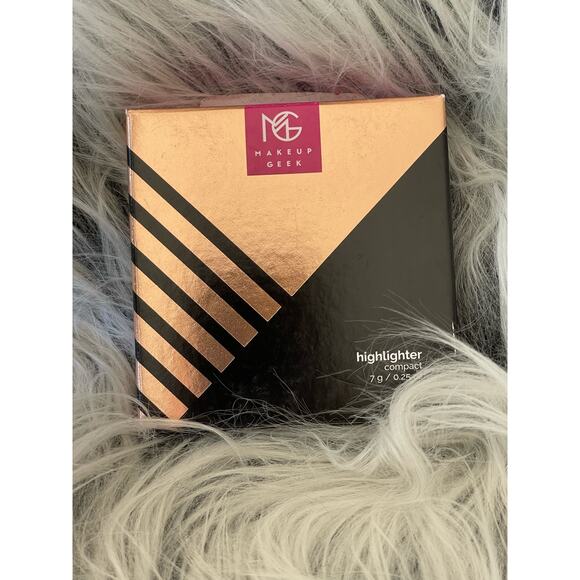 Makeup Geek highlighter compact, nightlight makeup new - Picture 1 of 6